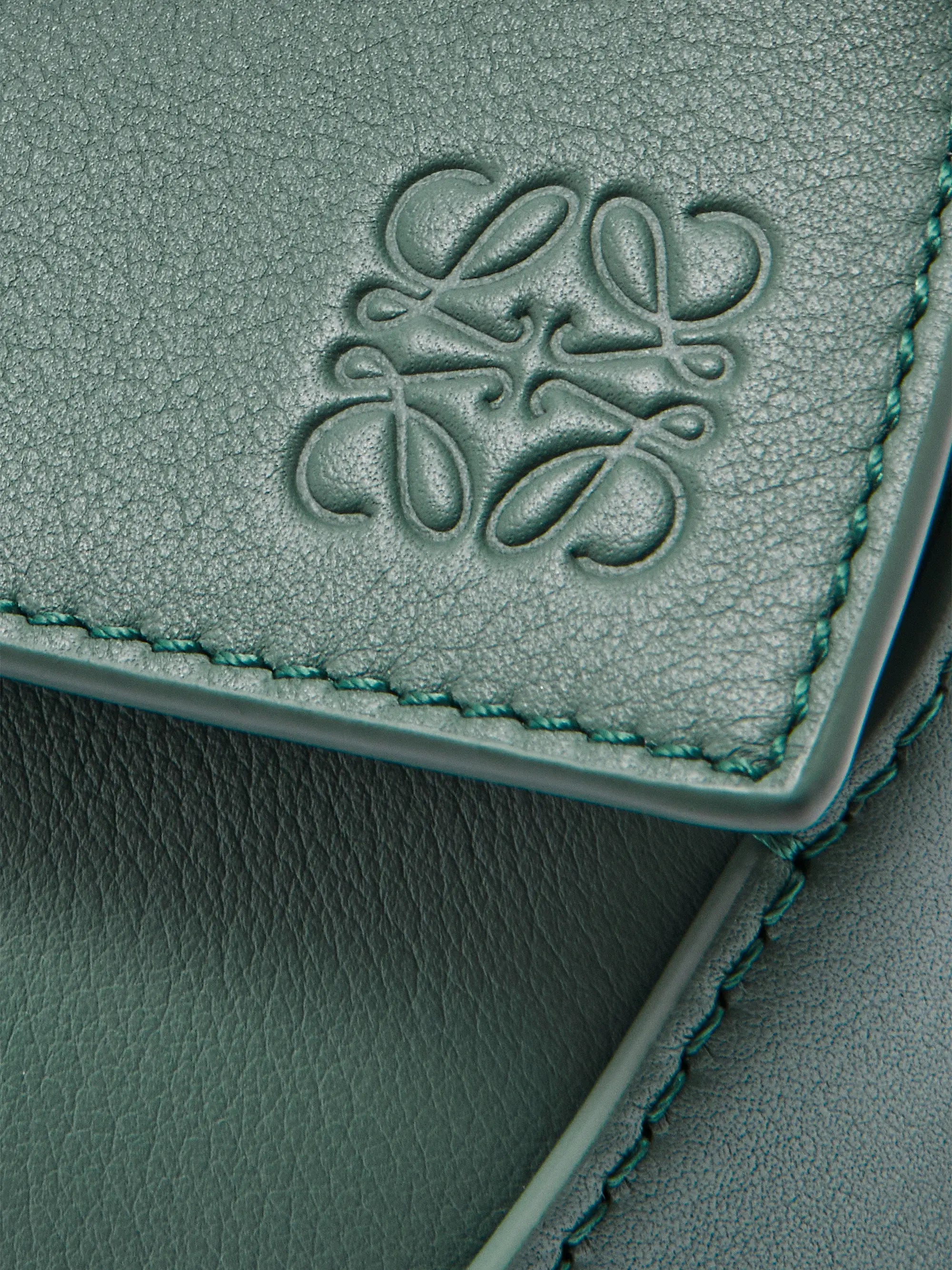 #color_vetiver