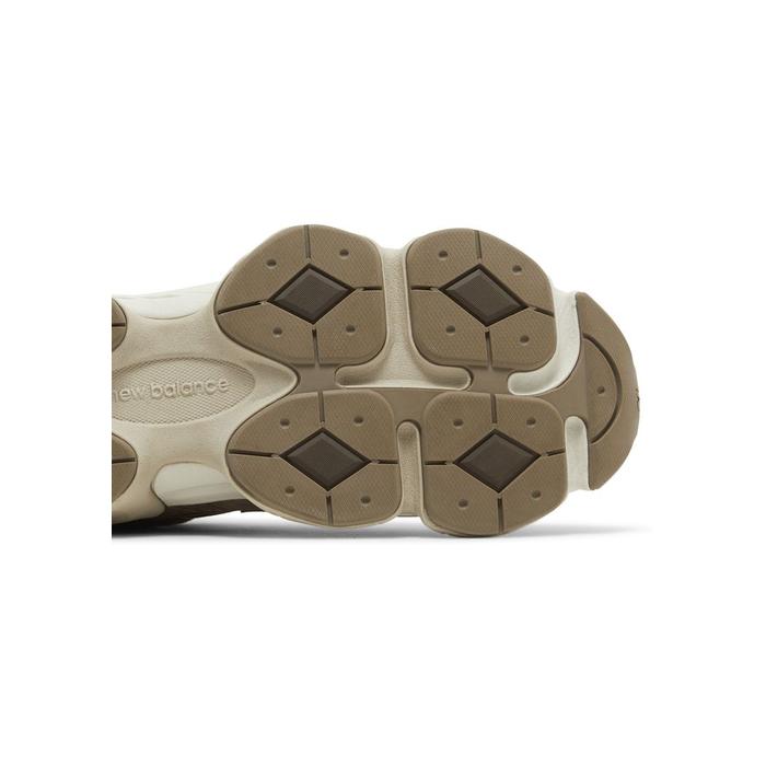 New Balance 9060 'Mushroom Brown'