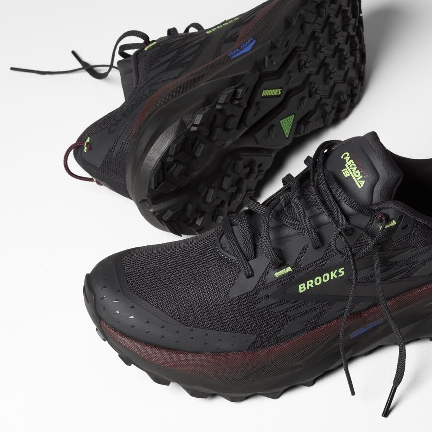 Brooks Cascadia 19 Phantom/Rum Raisin/Green