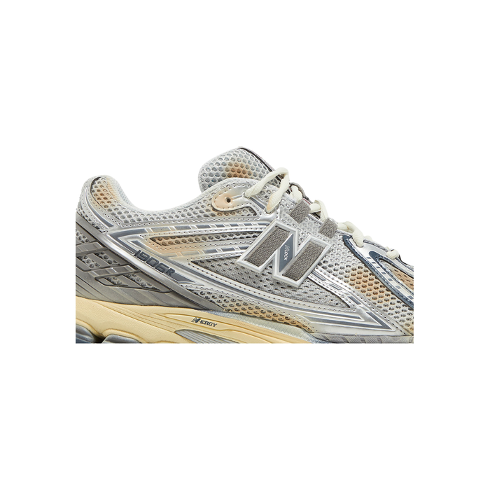 New Balance thisisneverthat x 1906R 'The 2022 Downtown Run'