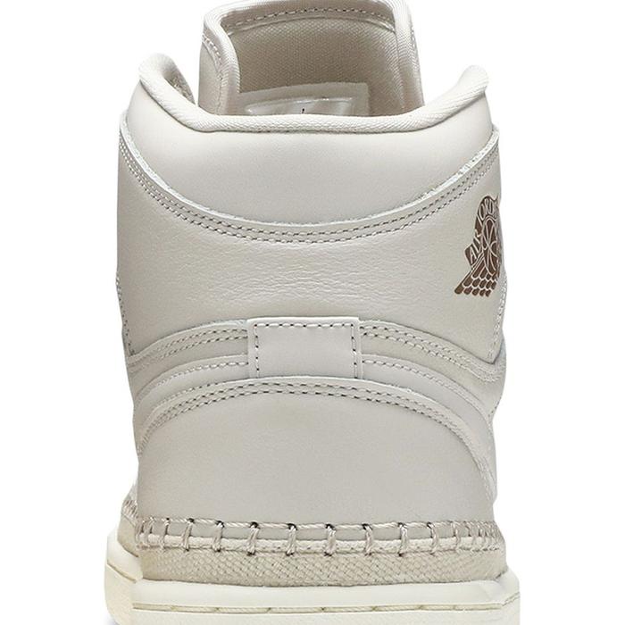 Nike Wmns Air Jordan 1 Retro High Premium 'Desert Sand'