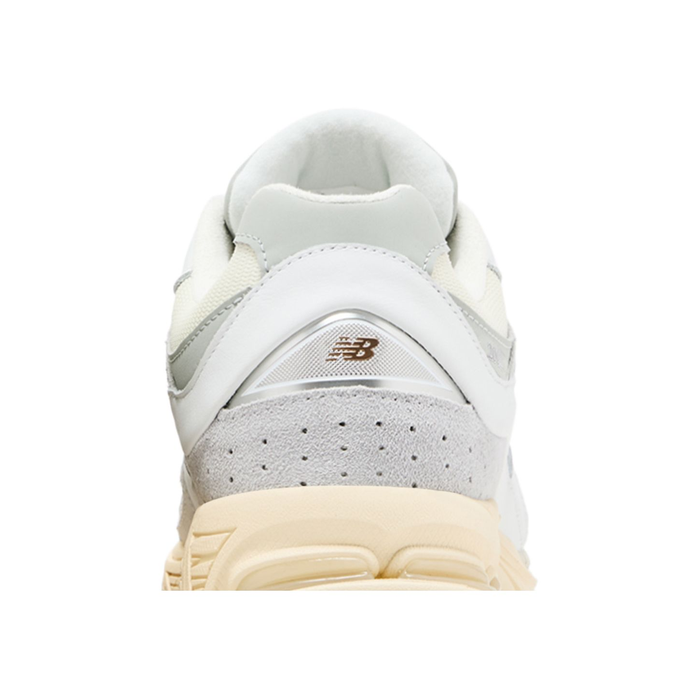 New Balance 2002R 'Leather Pack - White Gold'