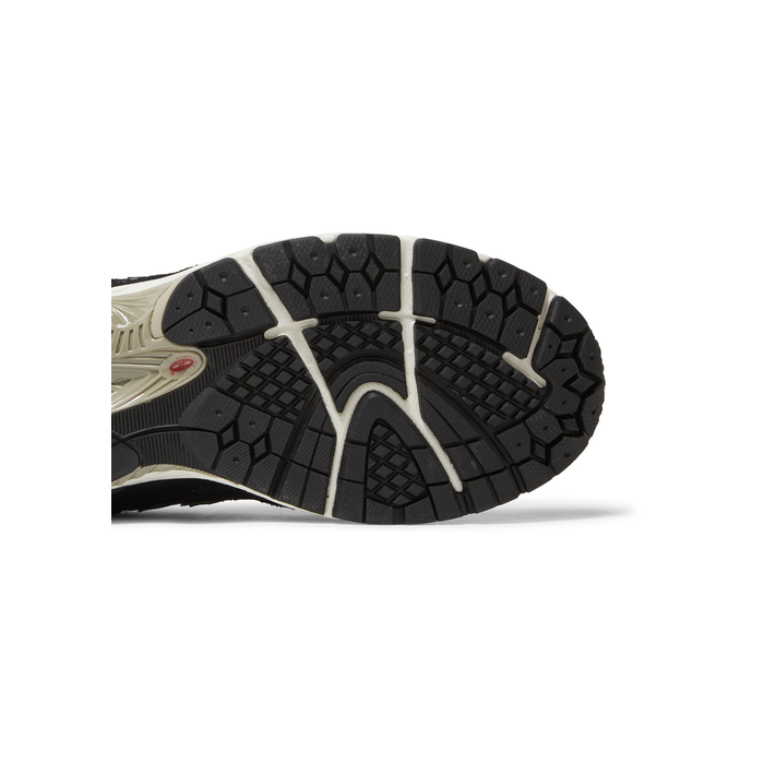 New Balance 2002R 'Protection Pack - Black Grey'