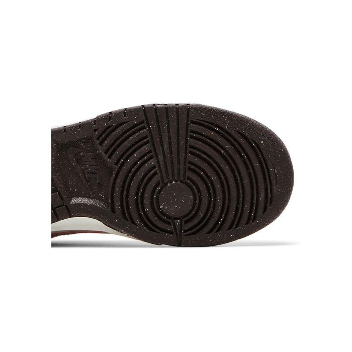 Nike Wmns Dunk Low SE 'Double Swoosh'
