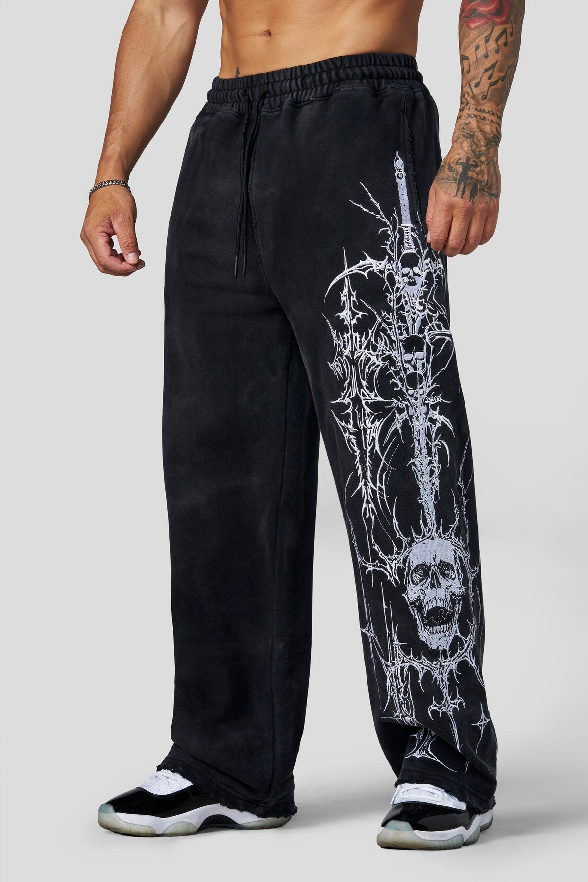 2122 - Eternal Embroidered Sweats Black Wash - Unmatched Kicks-YOUNG LA