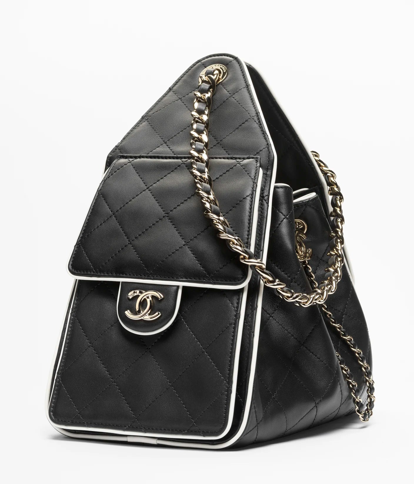 CHANEL 25 Small Handbag