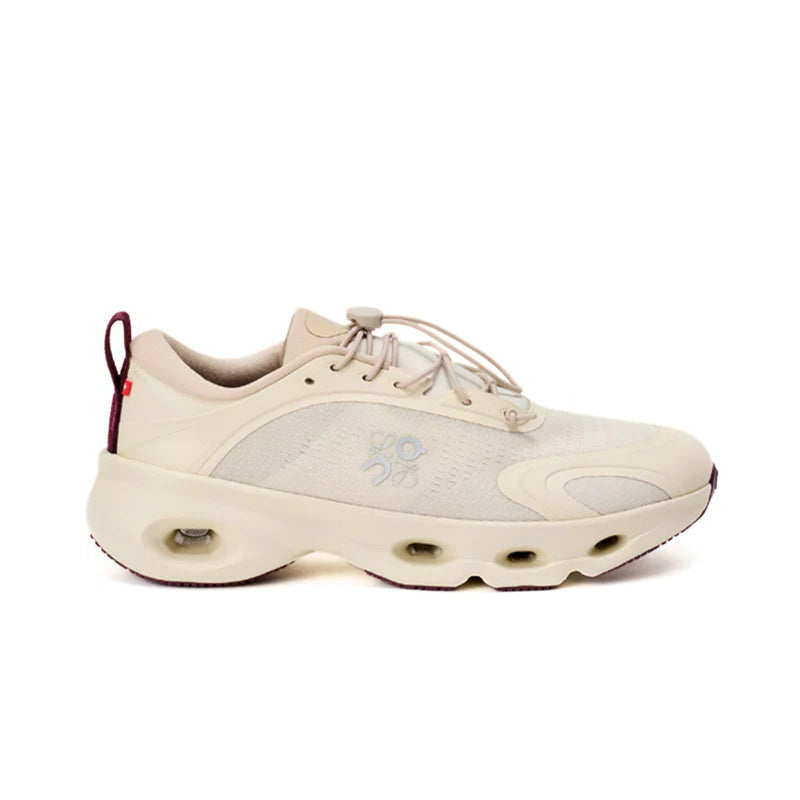 ON Running Cloudsolo Loewe BEIGE