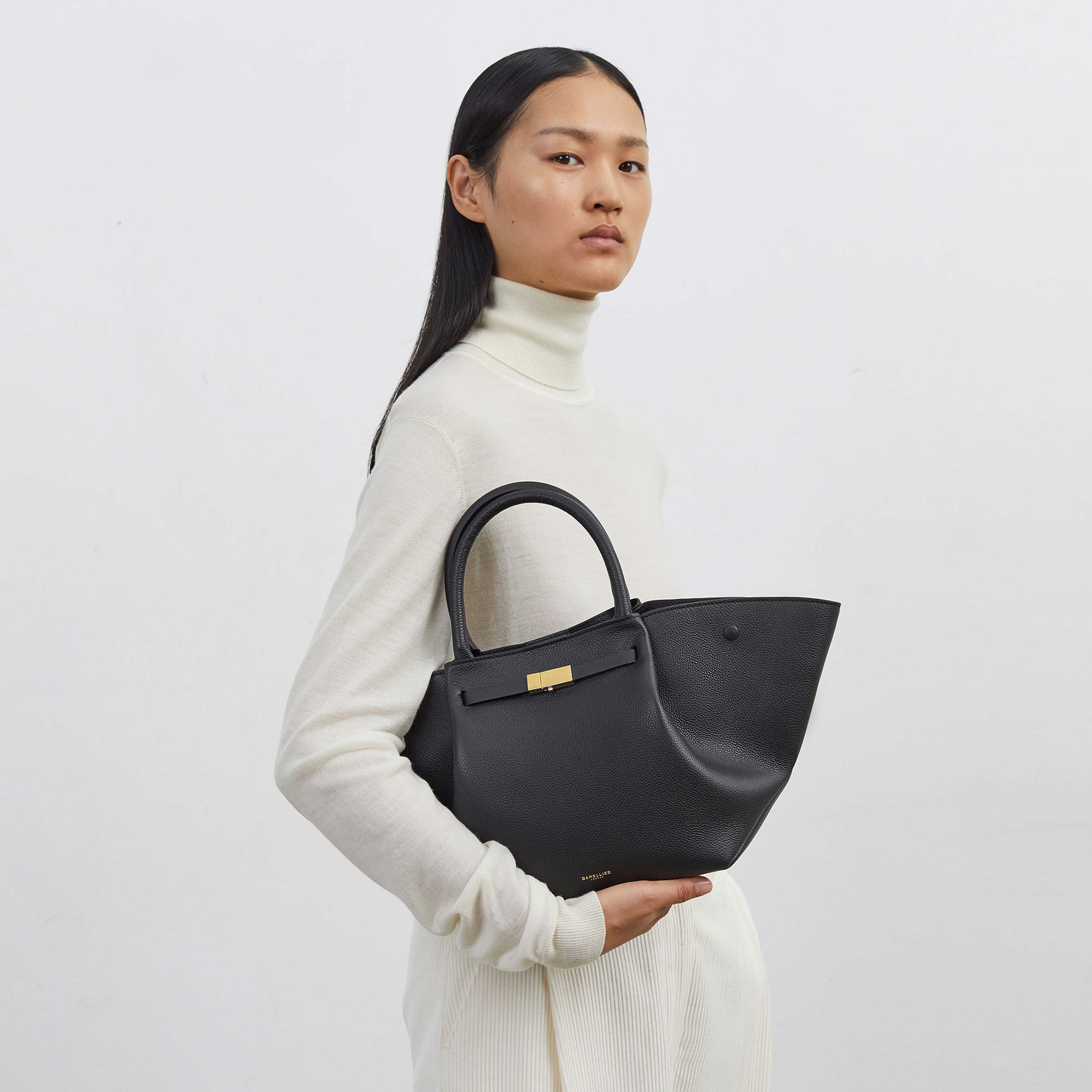 DeMellier The Midi New York black small grain