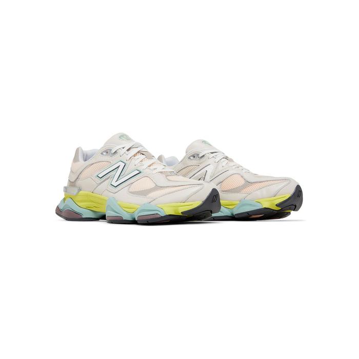 New Balance 9060 'Moonbeam Vintage Rose'