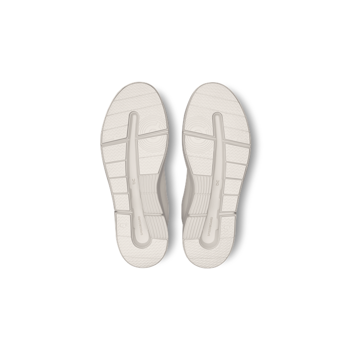 ON Running Women's THE ROGER Advantage All White