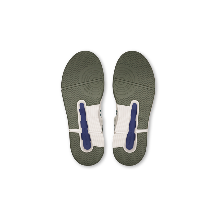 ON Running Women's THE ROGER Clubhouse White | Olive