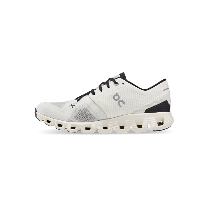 ON Running Women's Cloud X 3 White | Black