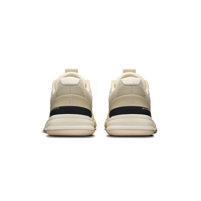 ON Running Women's THE ROGER Pro Sand | Ivory