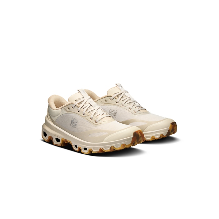 ON Running Women's Cloudventure LOEWE 2 Sand