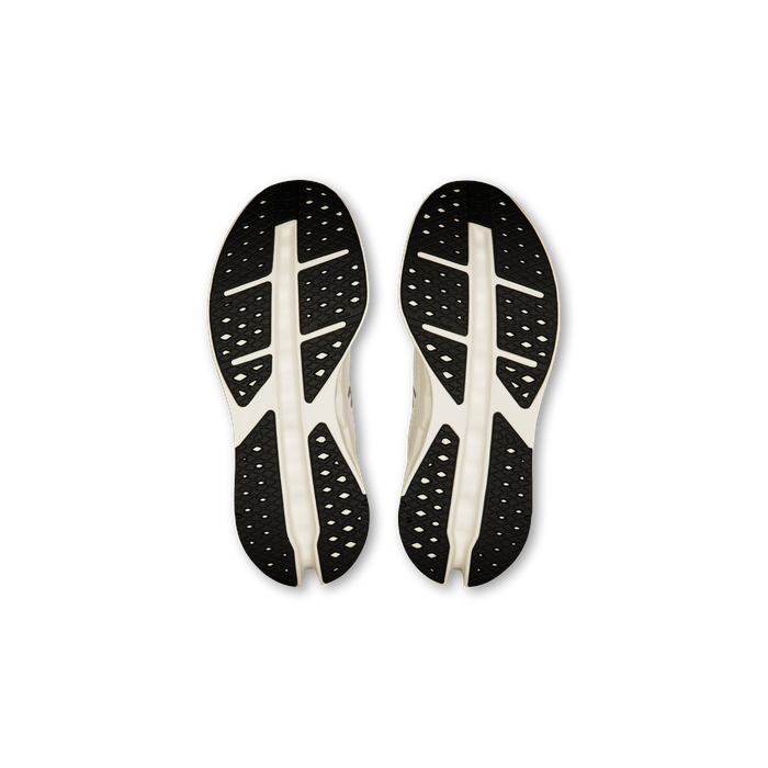 ON Running Women's Cloudsurfer Max Wide White | White