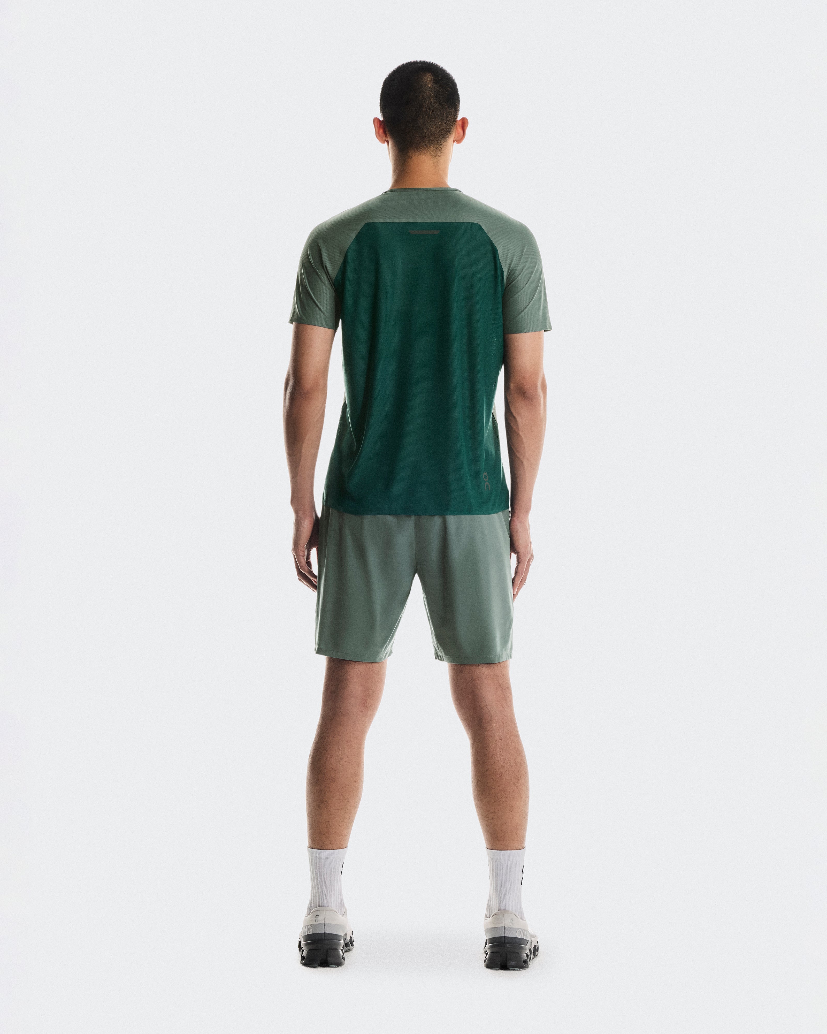 On Performance-T Olive | Spirulina
