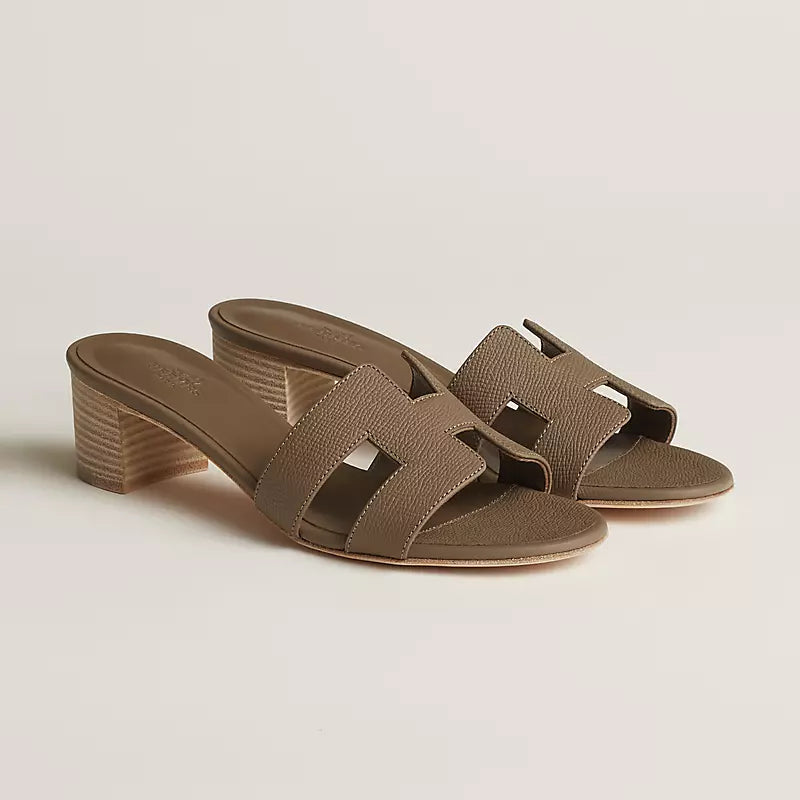 Hermes Oasis Sandal Etoupe