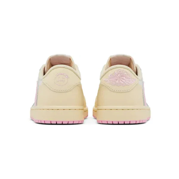 Jordan 1 Retro Low OG SP Travis Scott Shy Pink