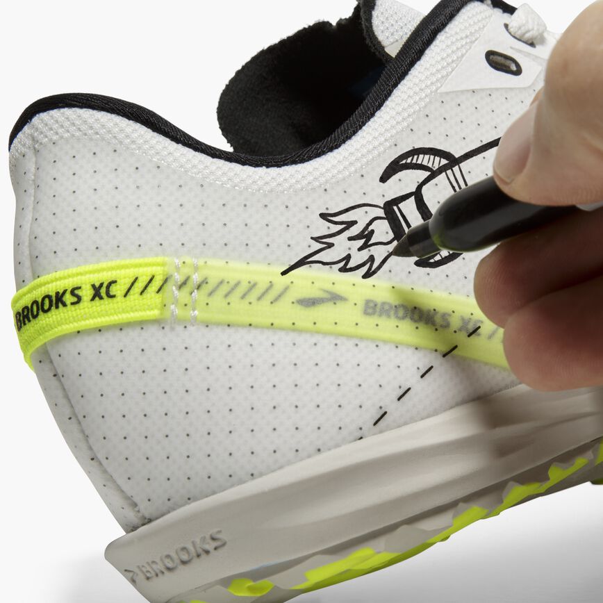 Brooks Draft XC White/Black/Nightlife