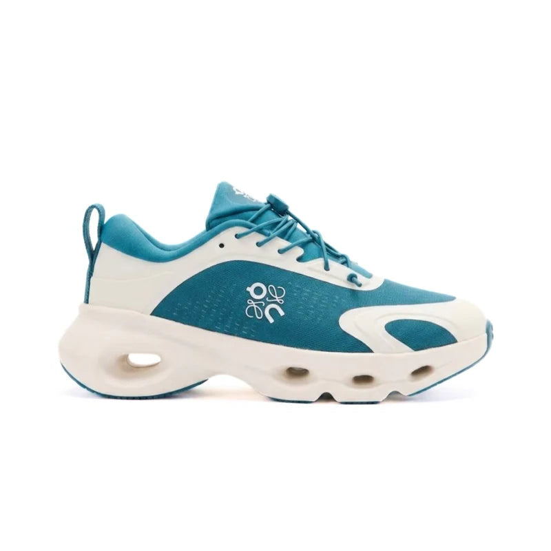 ON Running Cloudsolo Loewe Teal Eggshell