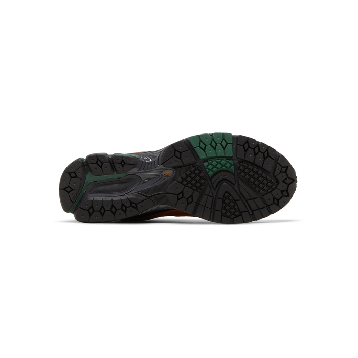 New Balance 2002R 'Hiking Pack - Brown'