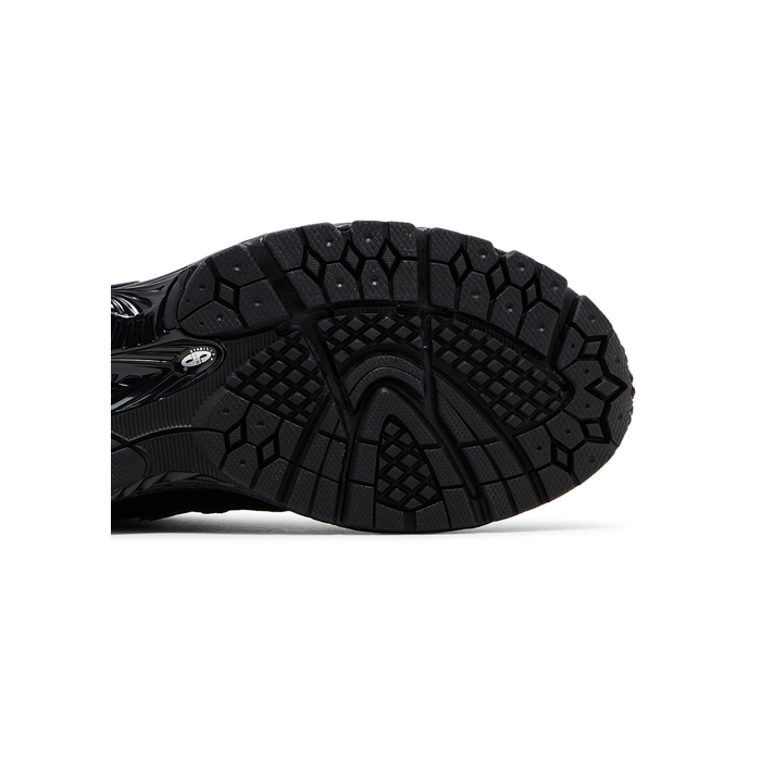New Balance 2002R 'Tape Layer Pack - Black'