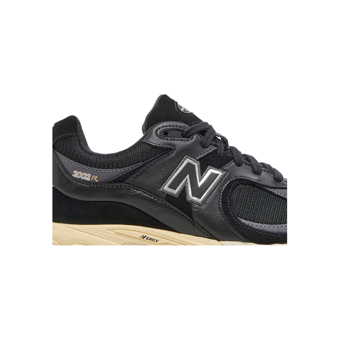 New Balance 2002R 'Leather Pack - Vintage Black'