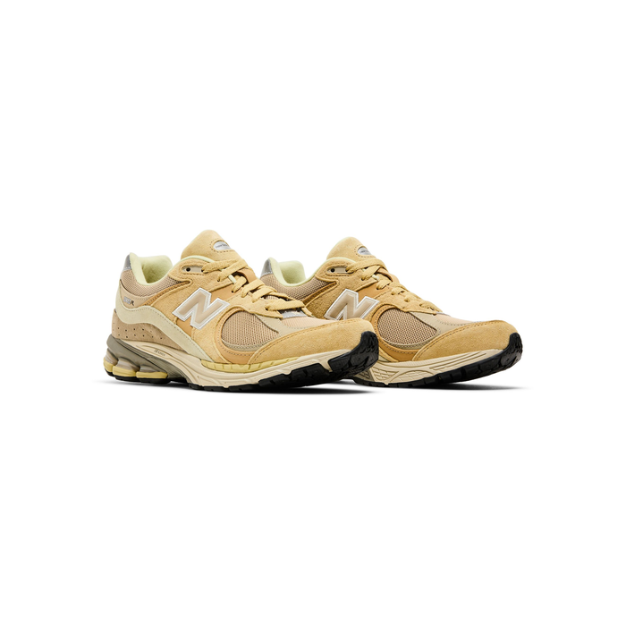 New Balance AURALEE x 2002R 'Sand'