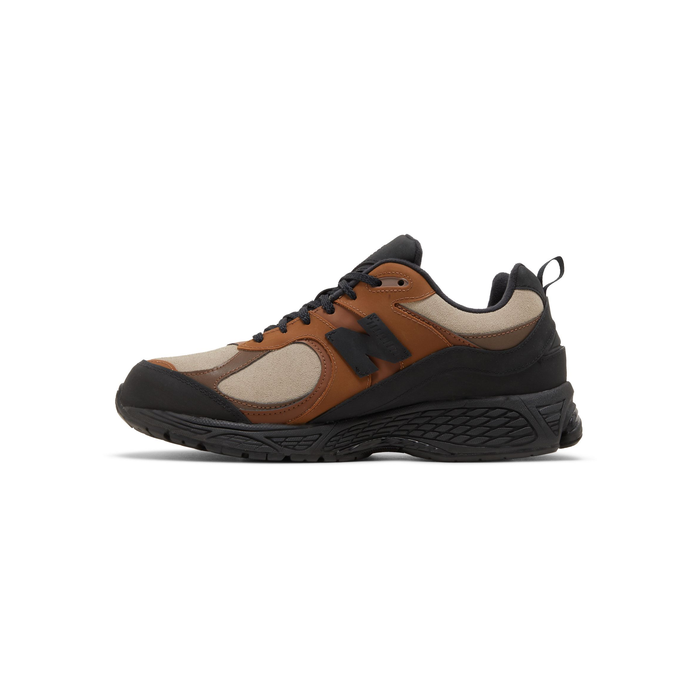 New Balance The Basement x 2002R 'Earth Brown'