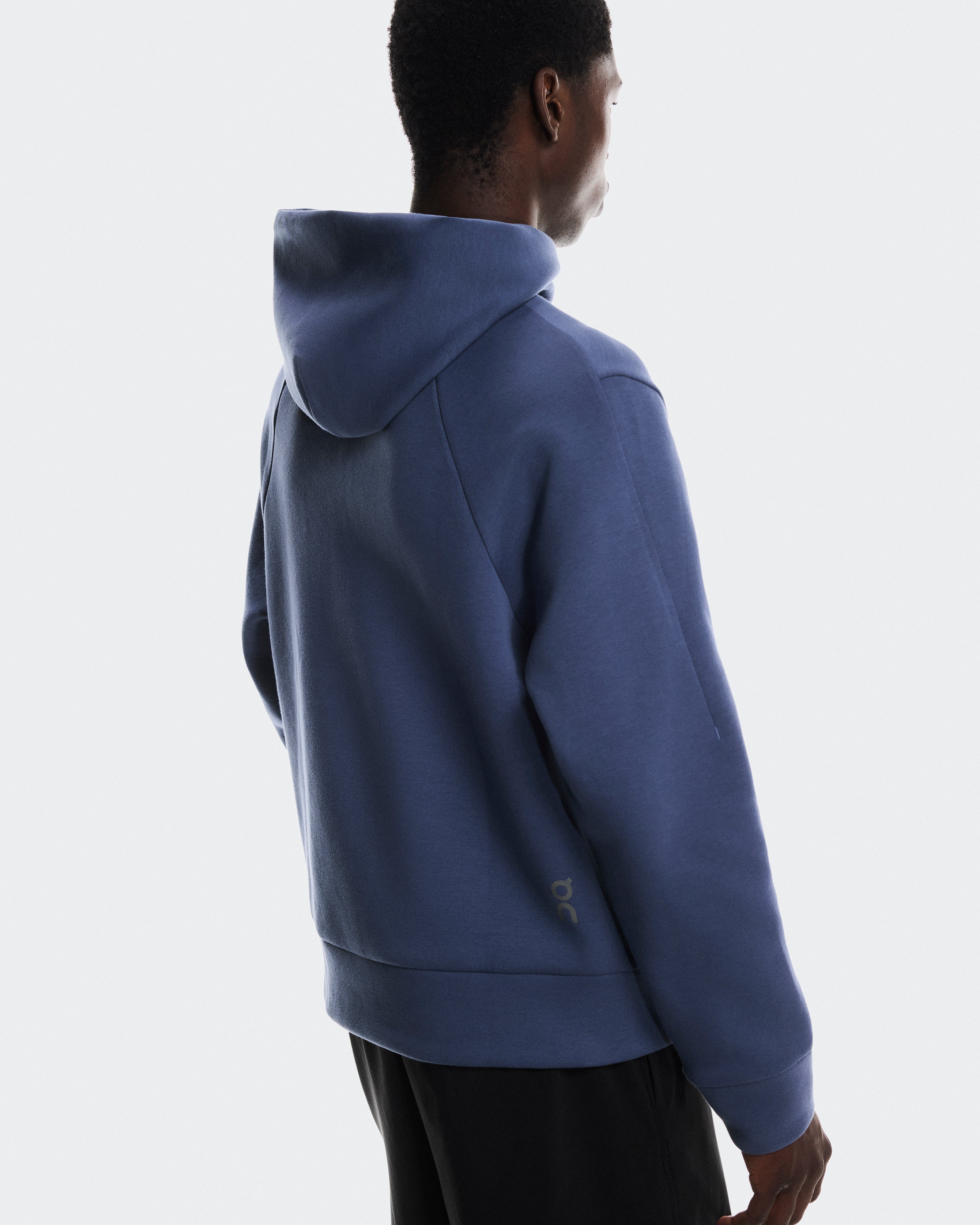 On Focus Tech Hoodie Acai