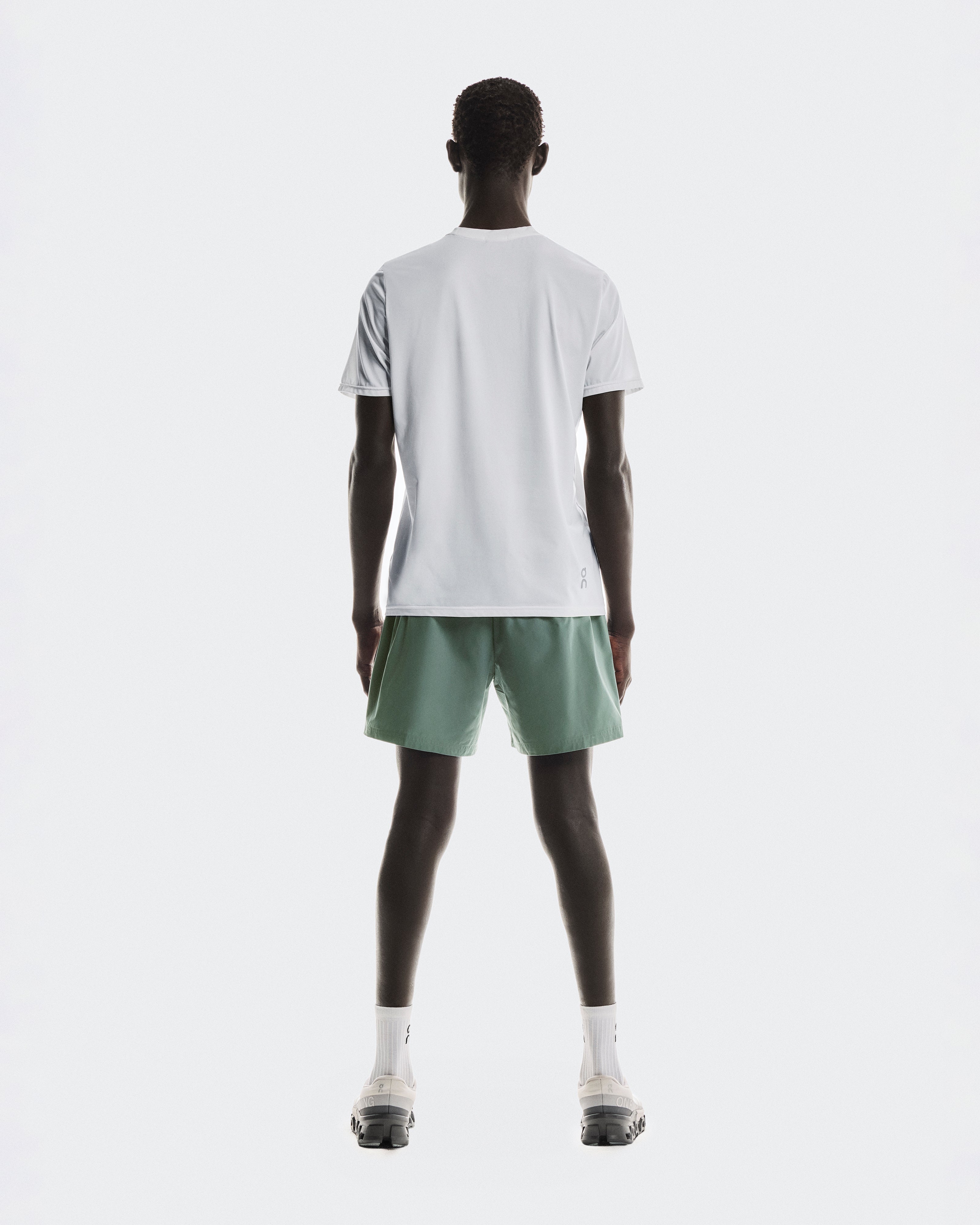 On 5" Core Shorts Olive
