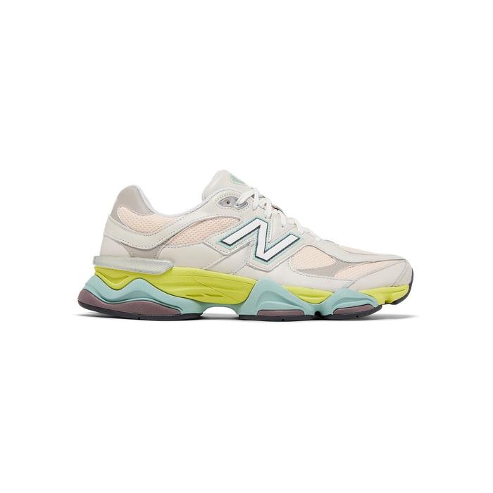 New Balance 9060 'Moonbeam Vintage Rose'