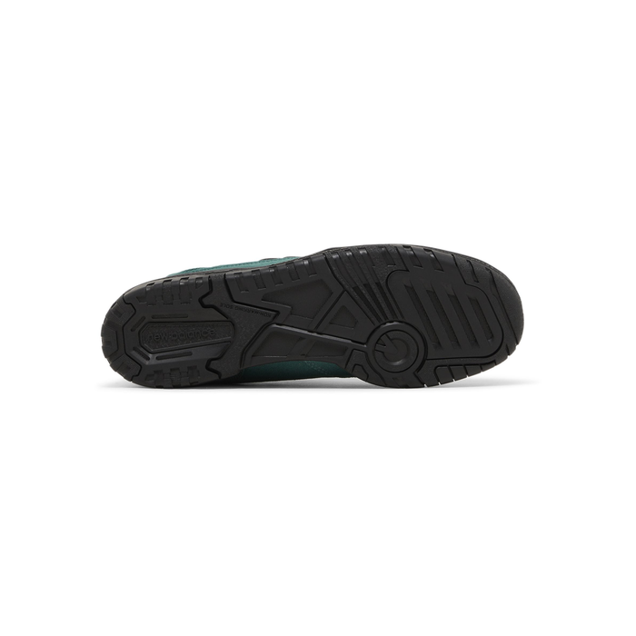 New Balance thisisneverthat x 550 'Green'