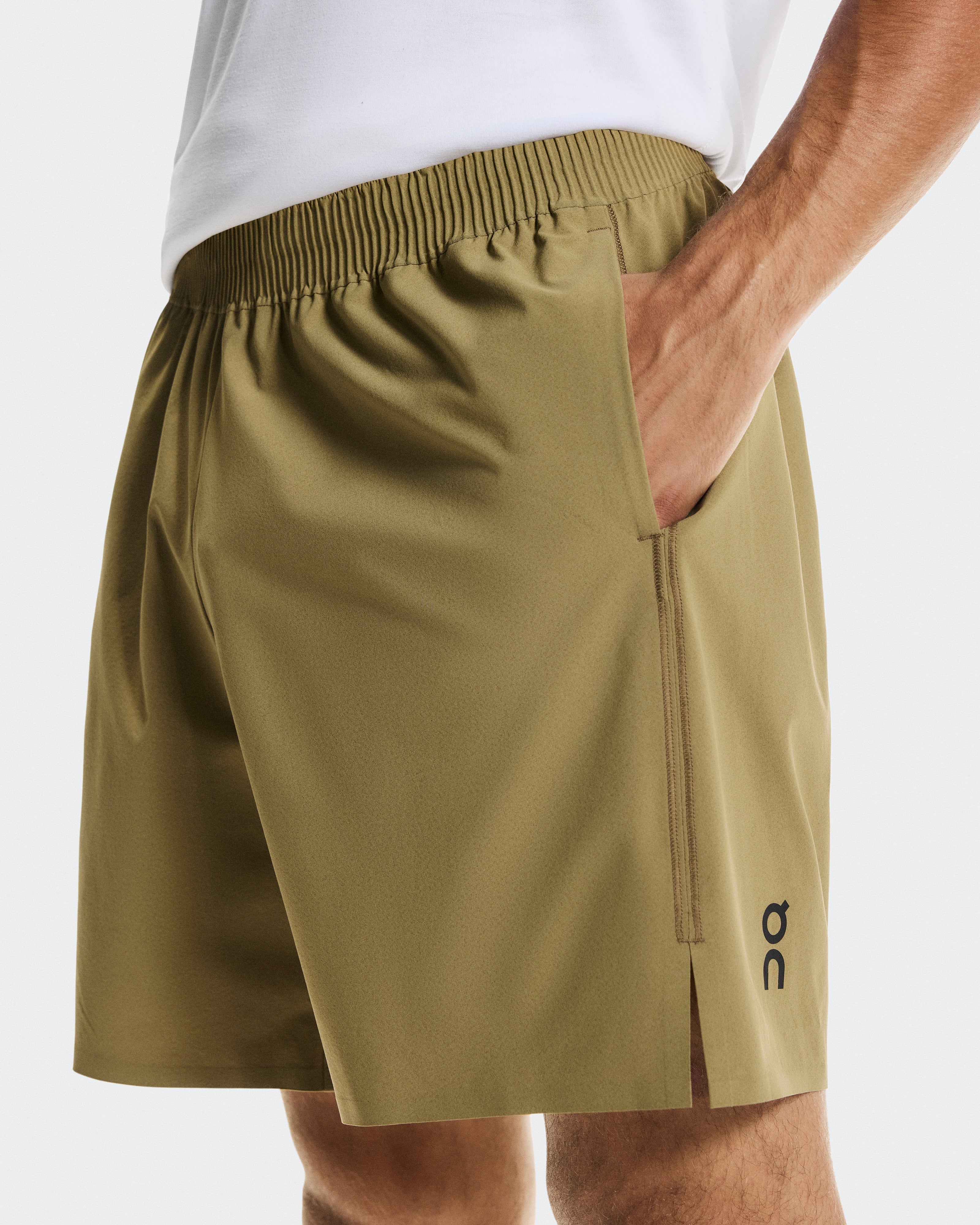 On Focus Shorts Nutmeg