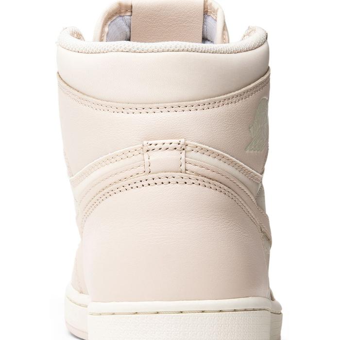 Nike Air Jordan 1 Retro High OG 'Guava Ice'