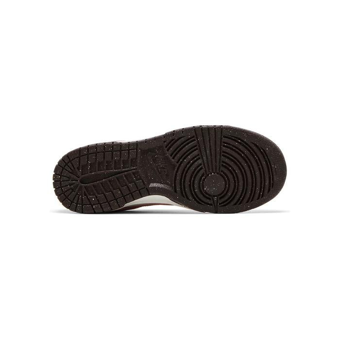 Nike Wmns Dunk Low SE 'Double Swoosh'