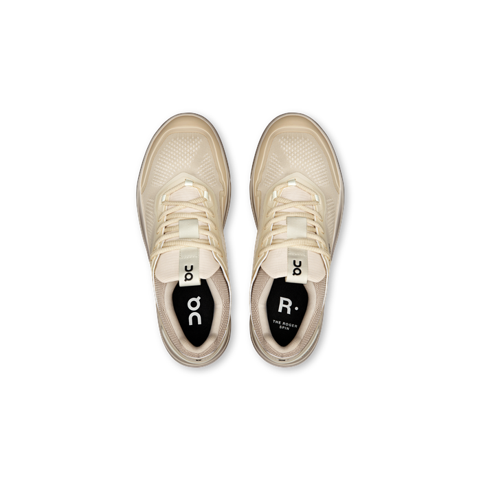 ON Running Women's THE ROGER Spin Sand | Ivory