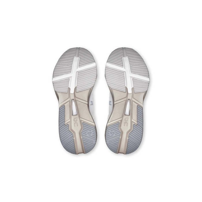 ON Running Women's Cloudnova X White | Glacier
