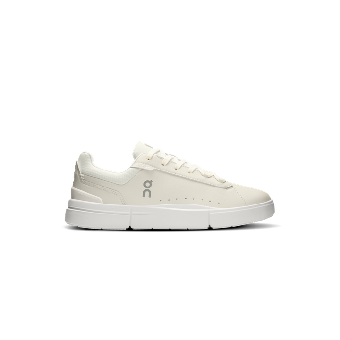 ON Running Women's THE ROGER Advantage Ivory | Ivory