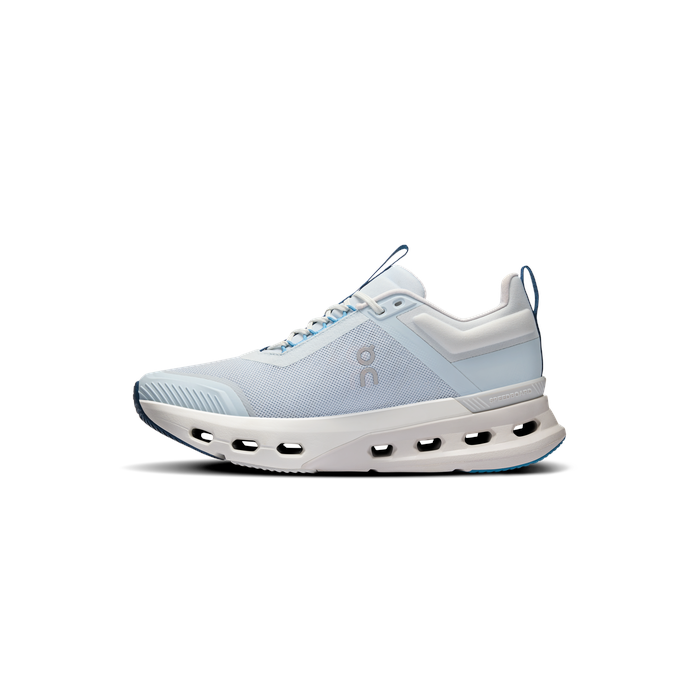 ON Running Women's Cloudnova X Arctic | Niagara