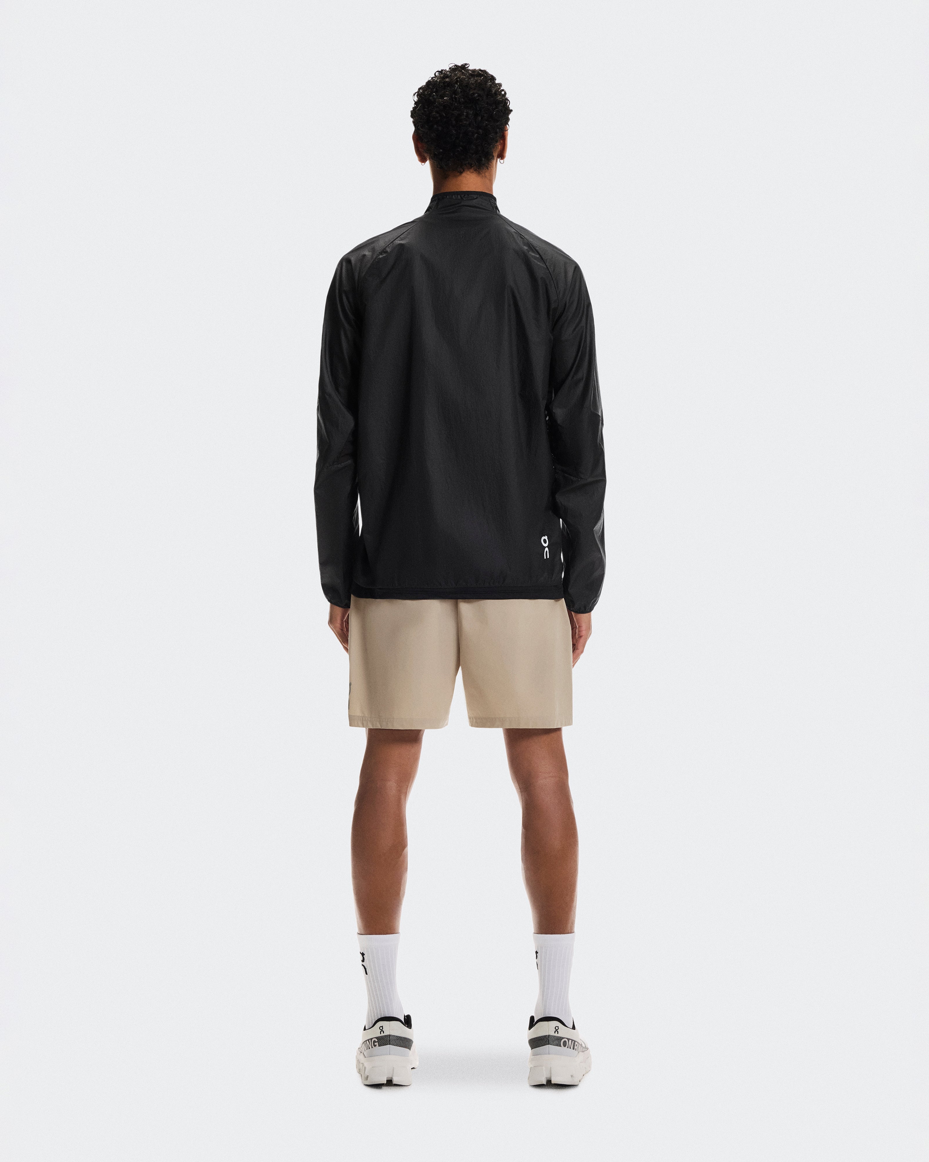 On 5" Core Shorts Desert