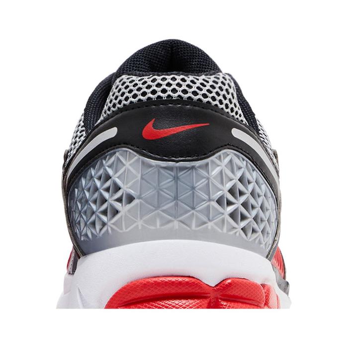 Nike Running Air Zoom Vomero 5 'Metallic Silver University Red'