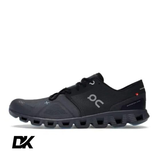 Cloud X 3 Eclipse Magnet On Running