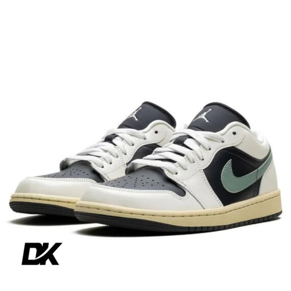 Jordan 1 Low Jade Smoke (W)