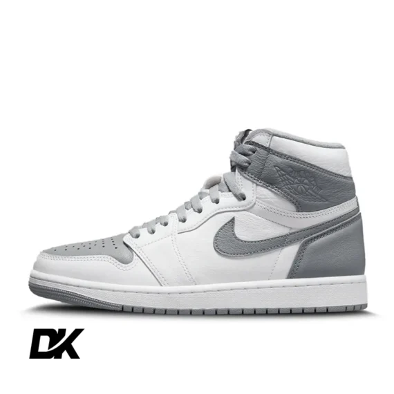Jordan 1 Retro High OG Stealth