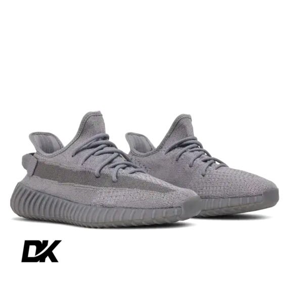 Yeezy 350 V2 Space Ash / Steel Grey