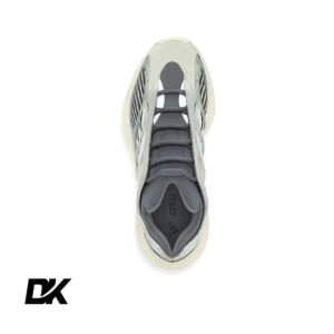 Yeezy 700 V3 ‘Fade Salt’-2