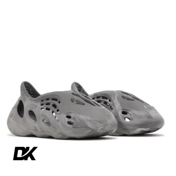 Yeezy Foam Runner MX Granite