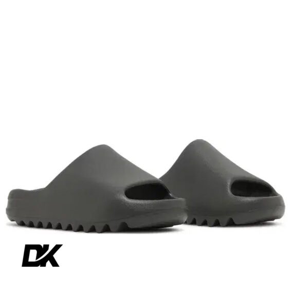 Yeezy Slides Dark Onyx