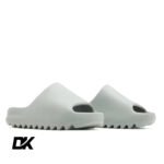 Yeezy Slides Salt